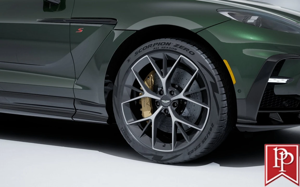 2026 Aston Martin DBX - Image 5 of 12