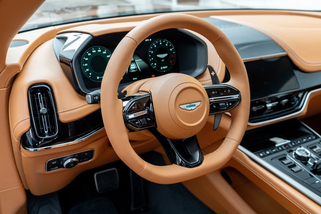 2026 Aston Martin DBX - Image 9 of 21