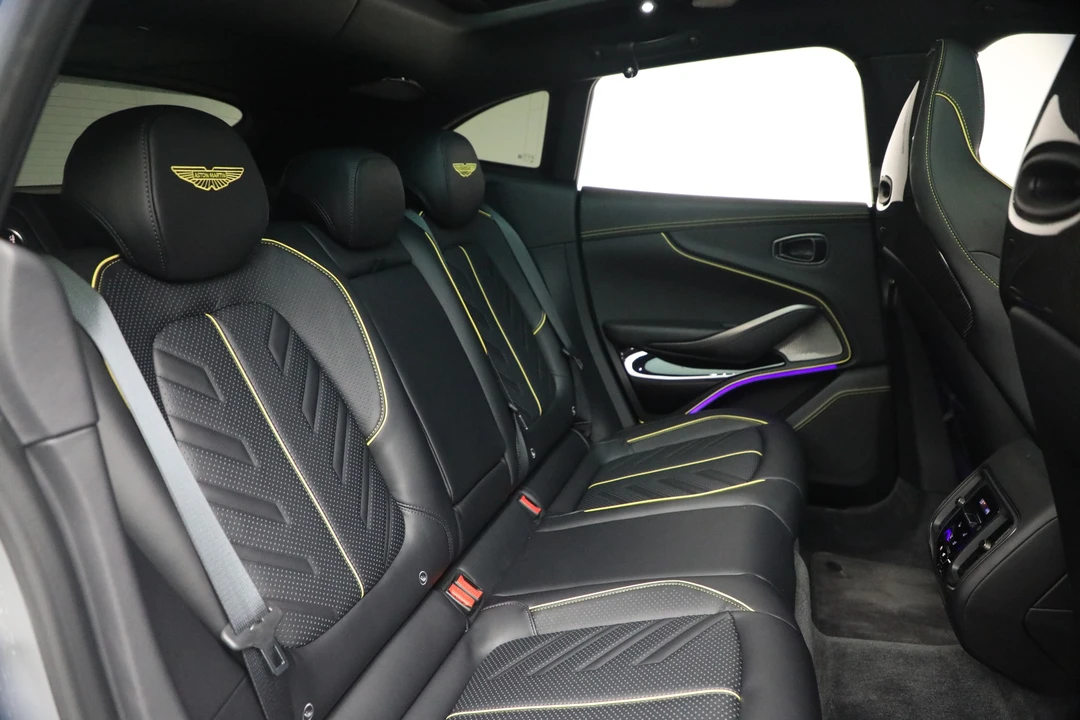 2026 Aston Martin DBX - Image 26 of 31