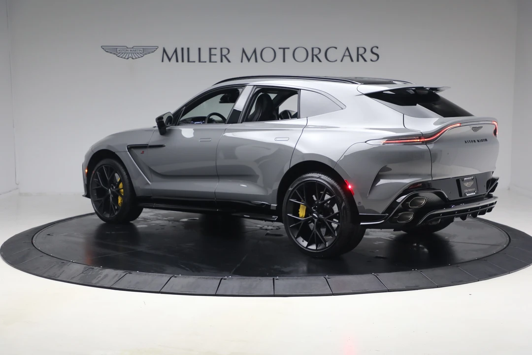2026 Aston Martin DBX - Image 5 of 31