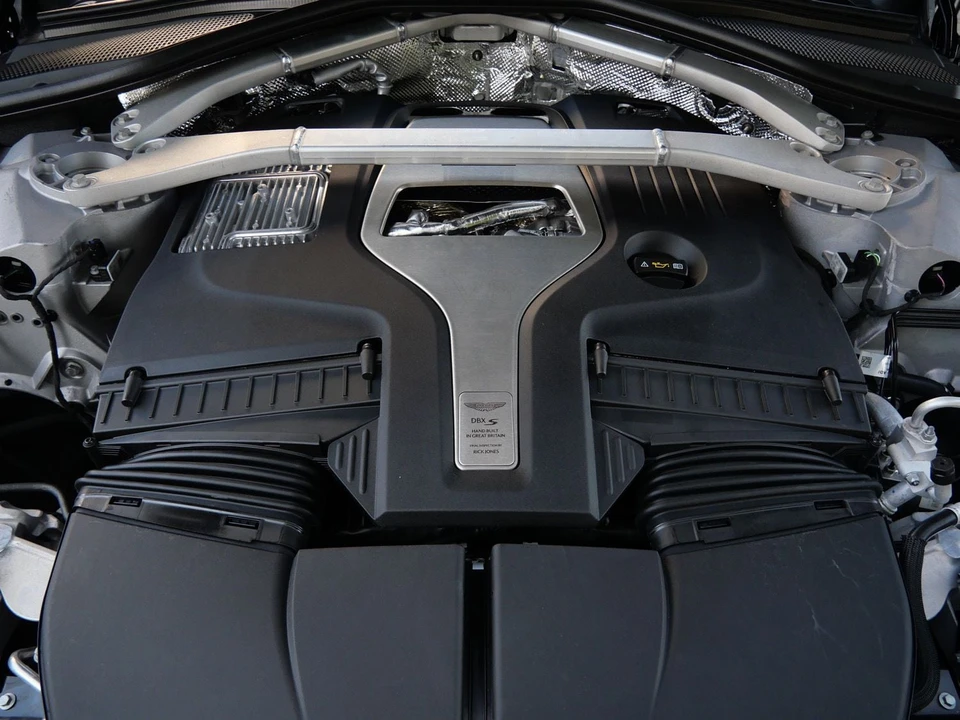 2026 Aston Martin DBX 707 - Image 28 of 29
