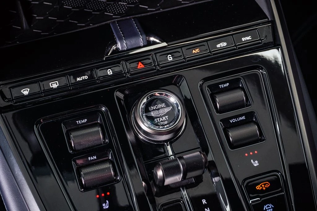 2026 Aston Martin DBX - Image 31 of 31