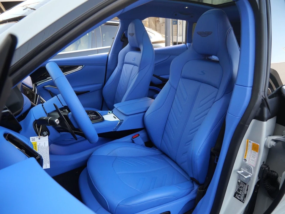 2026 Aston Martin DBX - Image 22 of 29