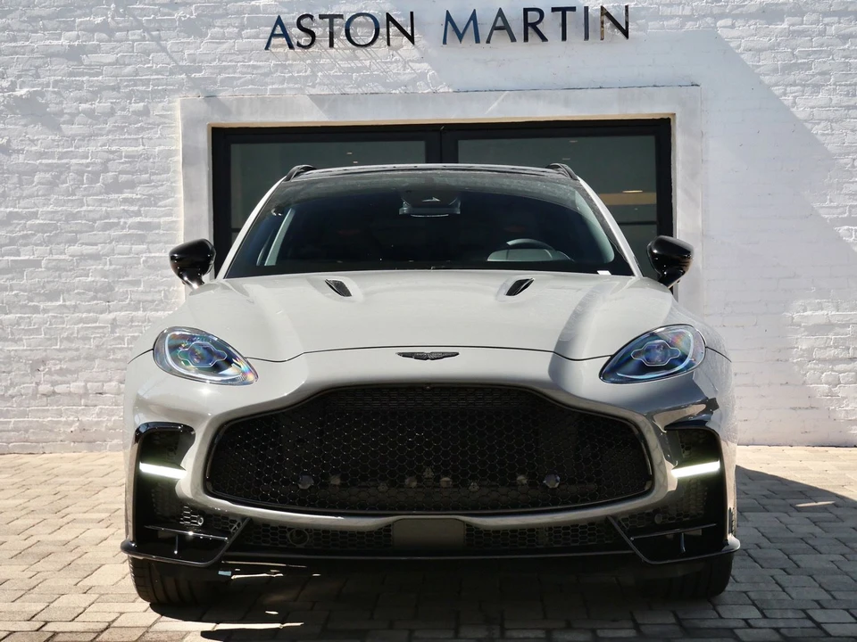 2026 Aston Martin DBX - Image 7 of 28
