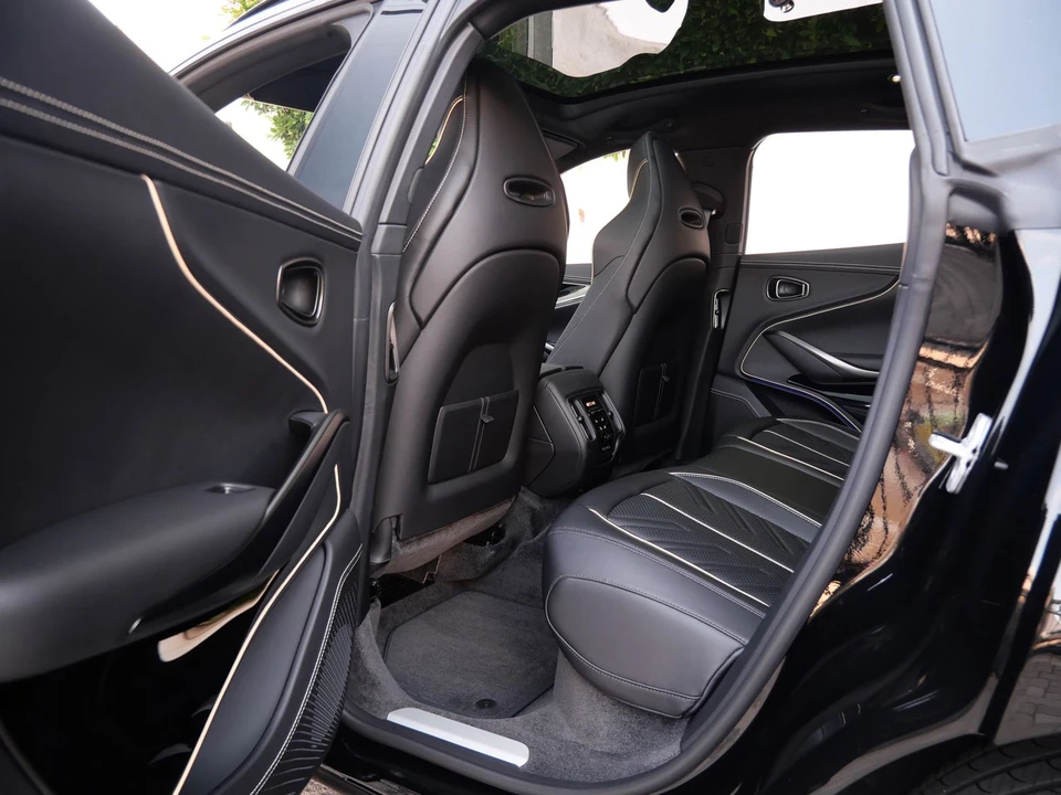 2026 Aston Martin DBX - Image 22 of 28