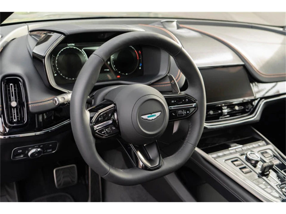 2026 Aston Martin DBX - Image 10 of 12