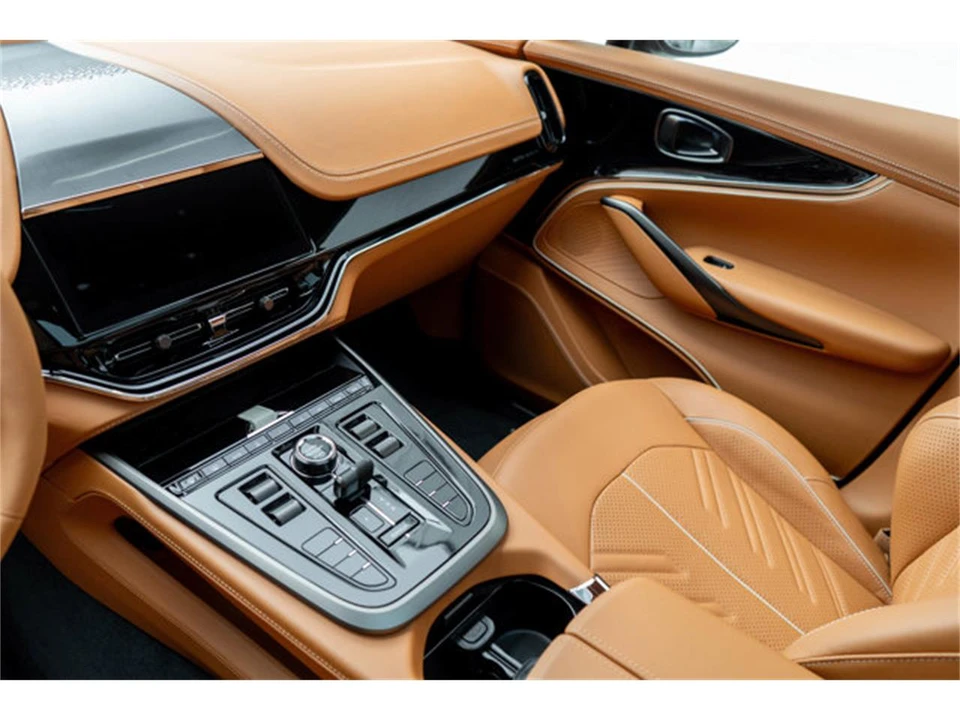 2026 Aston Martin DBX 707 - Image 9 of 12
