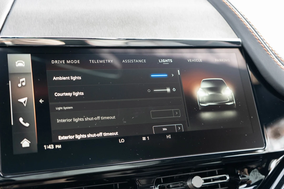 2026 Aston Martin DBX 707 - Image 16 of 21