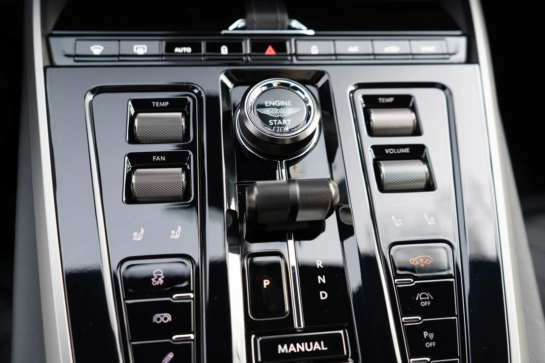 2026 Aston Martin DBX 707 - Image 22 of 31