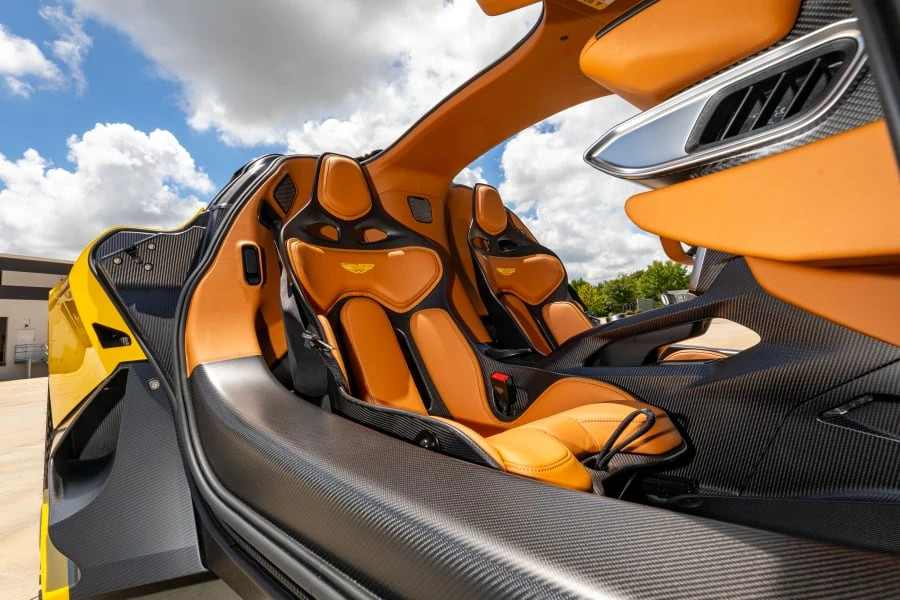 2026 Aston Martin Valhalla - Image 31 of 31