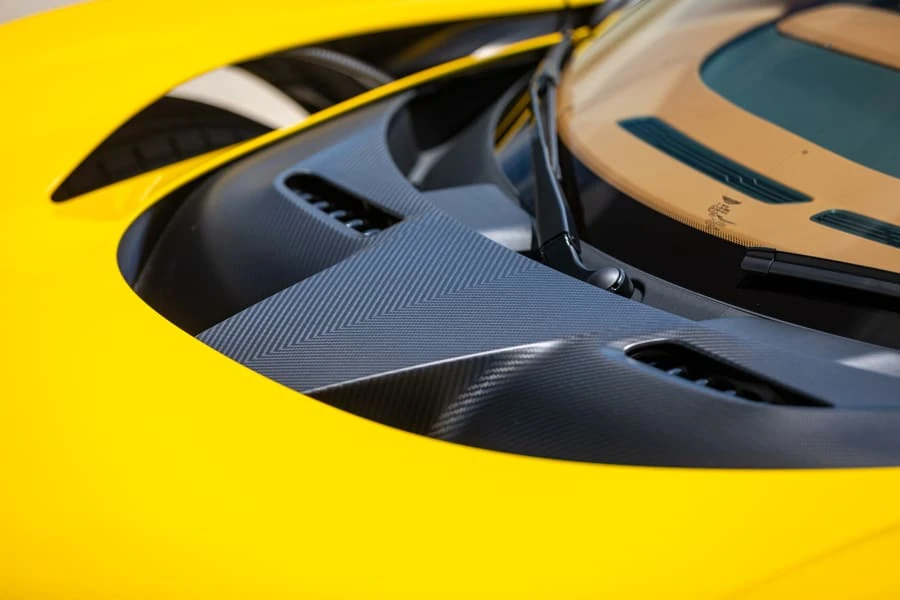 2026 Aston Martin Valhalla - Image 12 of 31