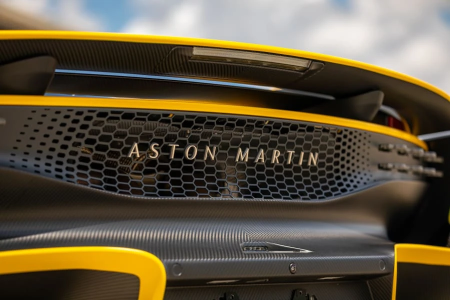 2026 Aston Martin Valhalla - Image 21 of 31