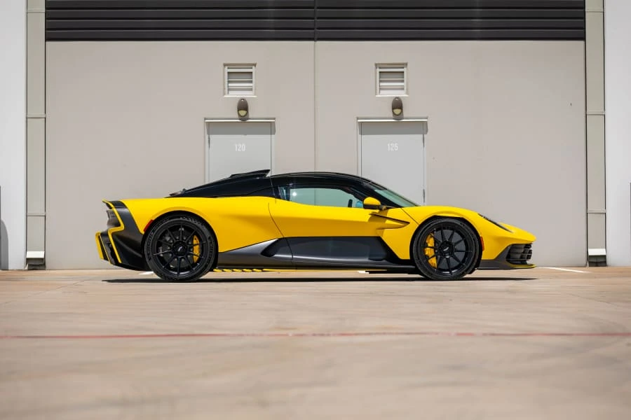 2026 Aston Martin Valhalla - Image 2 of 31