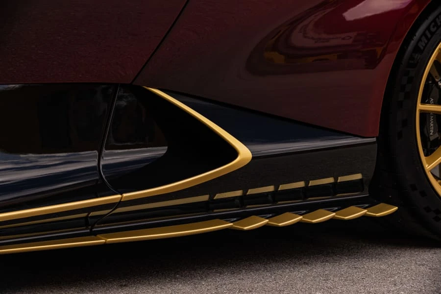 2026 Aston Martin Valhalla - Image 22 of 31