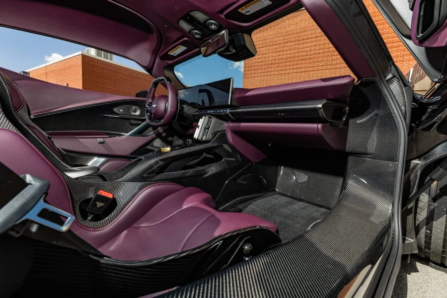 2026 Aston Martin Valhalla - Image 29 of 31