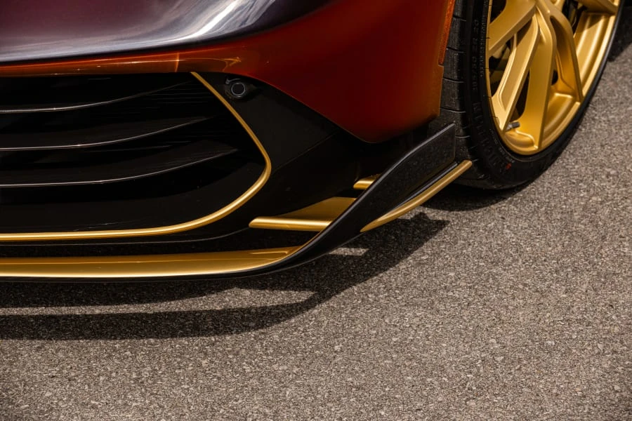 2026 Aston Martin Valhalla - Image 27 of 31