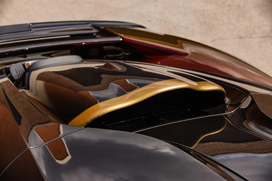 2026 Aston Martin Valhalla - Image 10 of 31