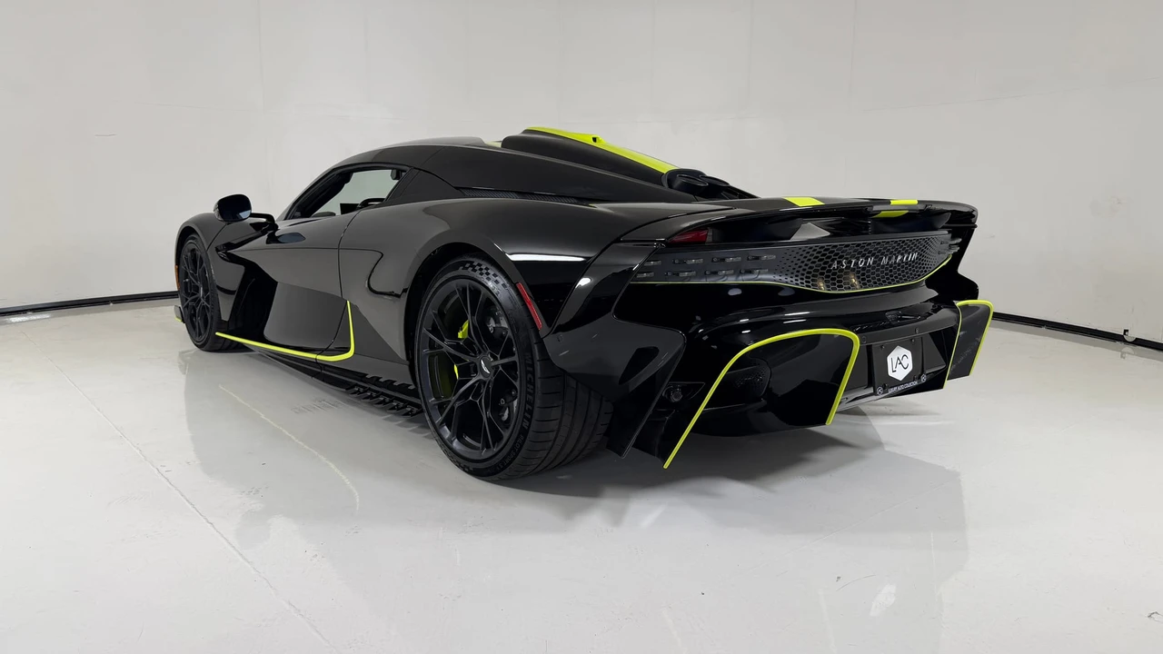 2026 Aston Martin Valhalla - Image 31 of 31