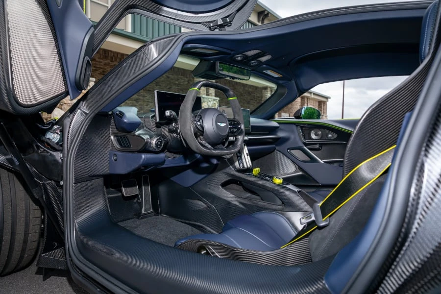 2026 Aston Martin Valhalla - Image 31 of 31