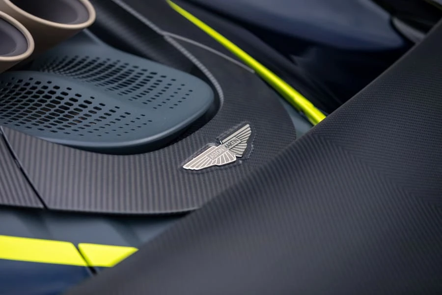 2026 Aston Martin Valhalla - Image 16 of 31