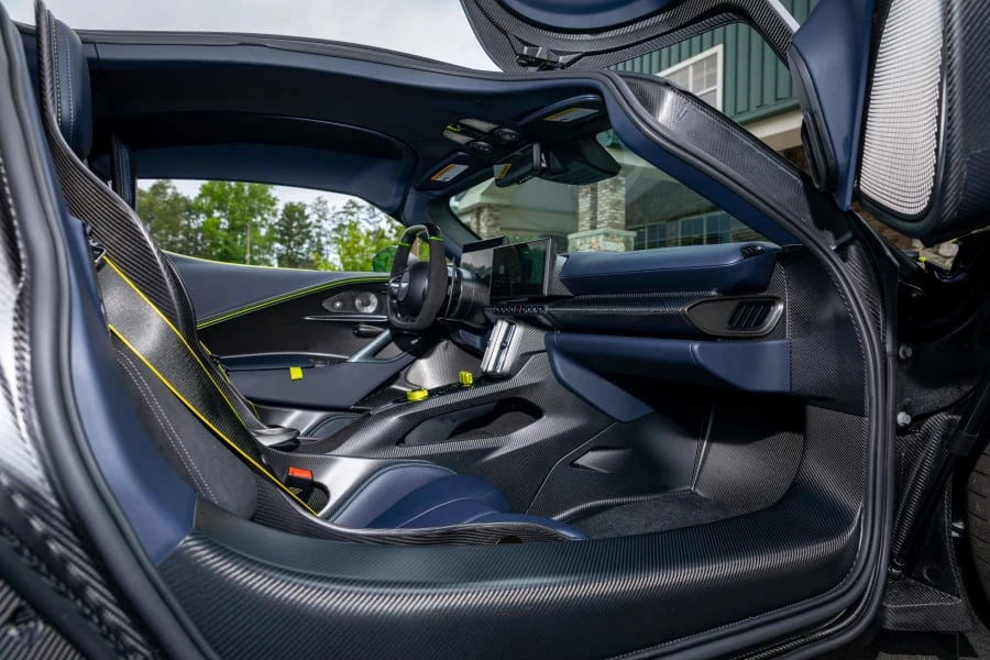 2026 Aston Martin Valhalla - Image 30 of 31