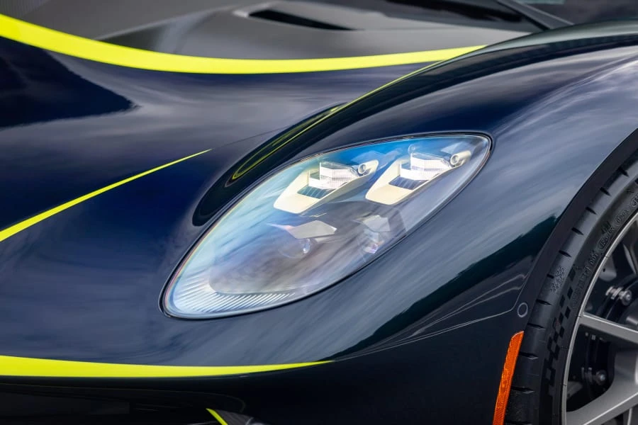 2026 Aston Martin Valhalla - Image 23 of 31