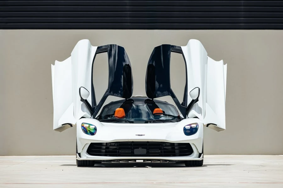 2026 Aston Martin Valhalla - Image 12 of 31