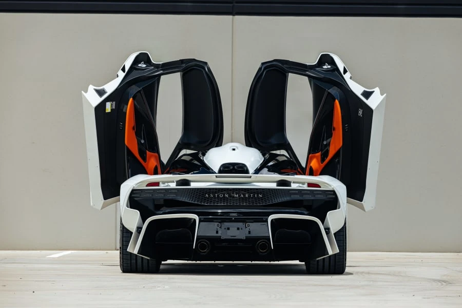 2026 Aston Martin Valhalla - Image 13 of 31
