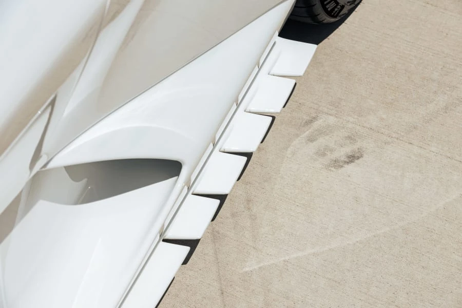 2026 Aston Martin Valhalla - Image 27 of 31