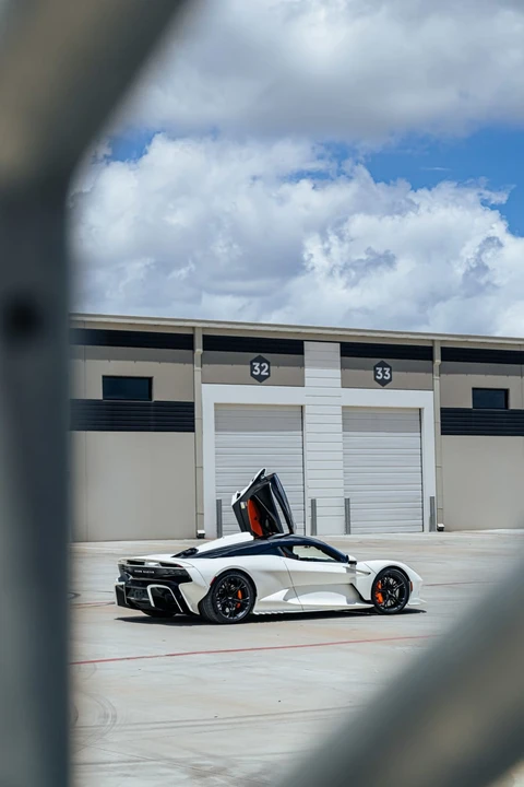 2026 Aston Martin Valhalla - Image 30 of 31