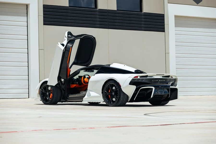 2026 Aston Martin Valhalla - Image 10 of 31