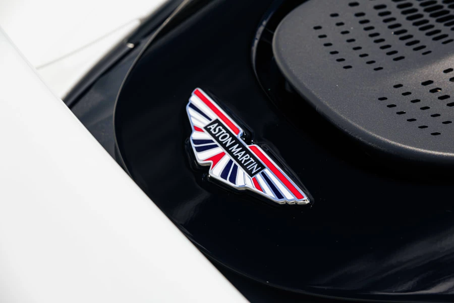 2026 Aston Martin Valhalla - Image 20 of 31