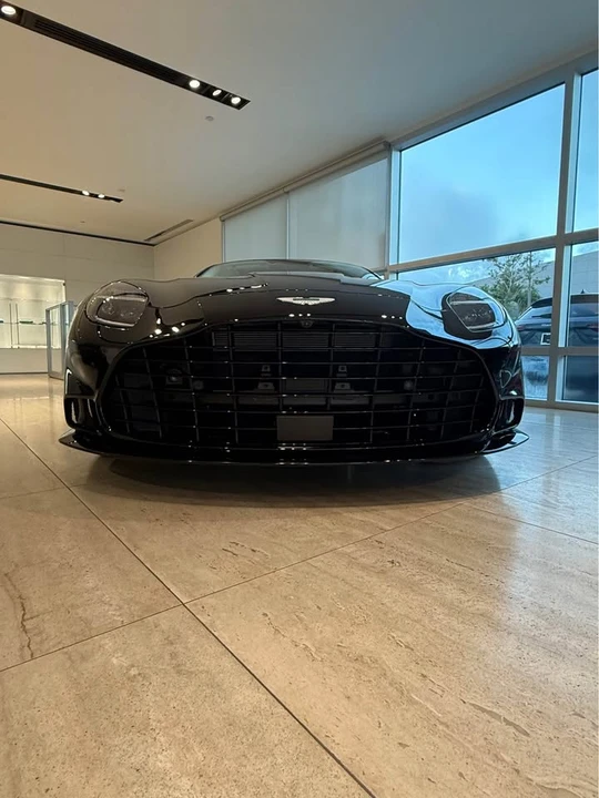 2026 Aston Martin Vanquish 3rd Gen - Image 4 of 21