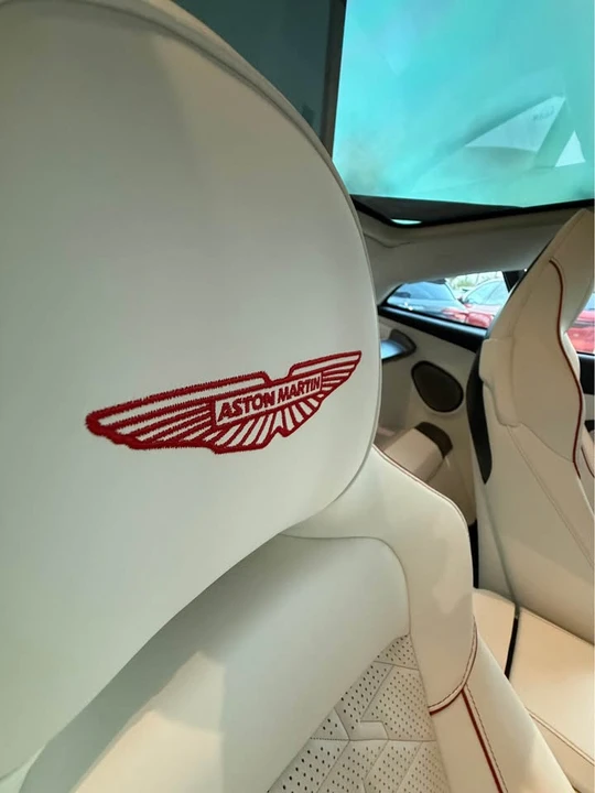 2026 Aston Martin Vanquish 3rd Gen - Image 18 of 21