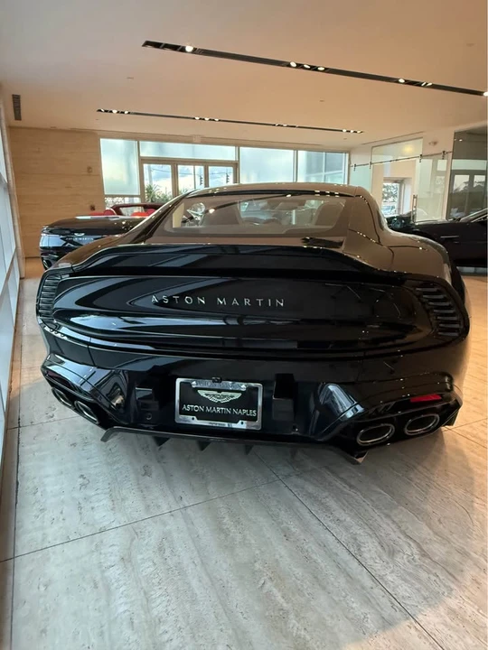 2026 Aston Martin Vanquish 3rd Gen - Image 5 of 21