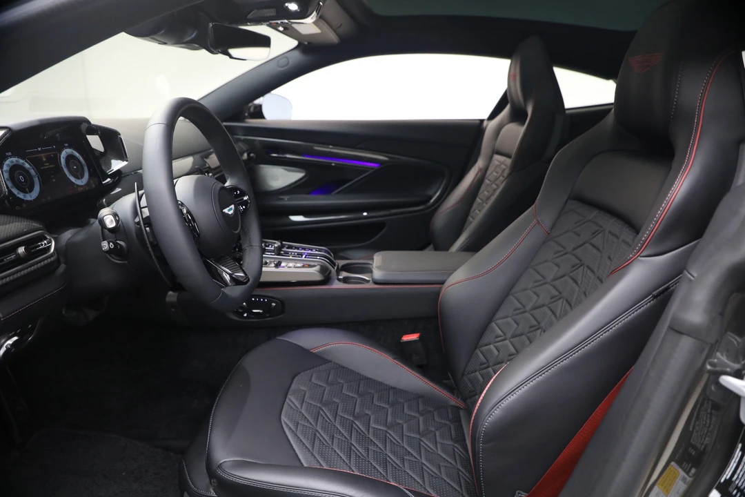 2026 Aston Martin Vanquish 3rd Gen - Image 16 of 29