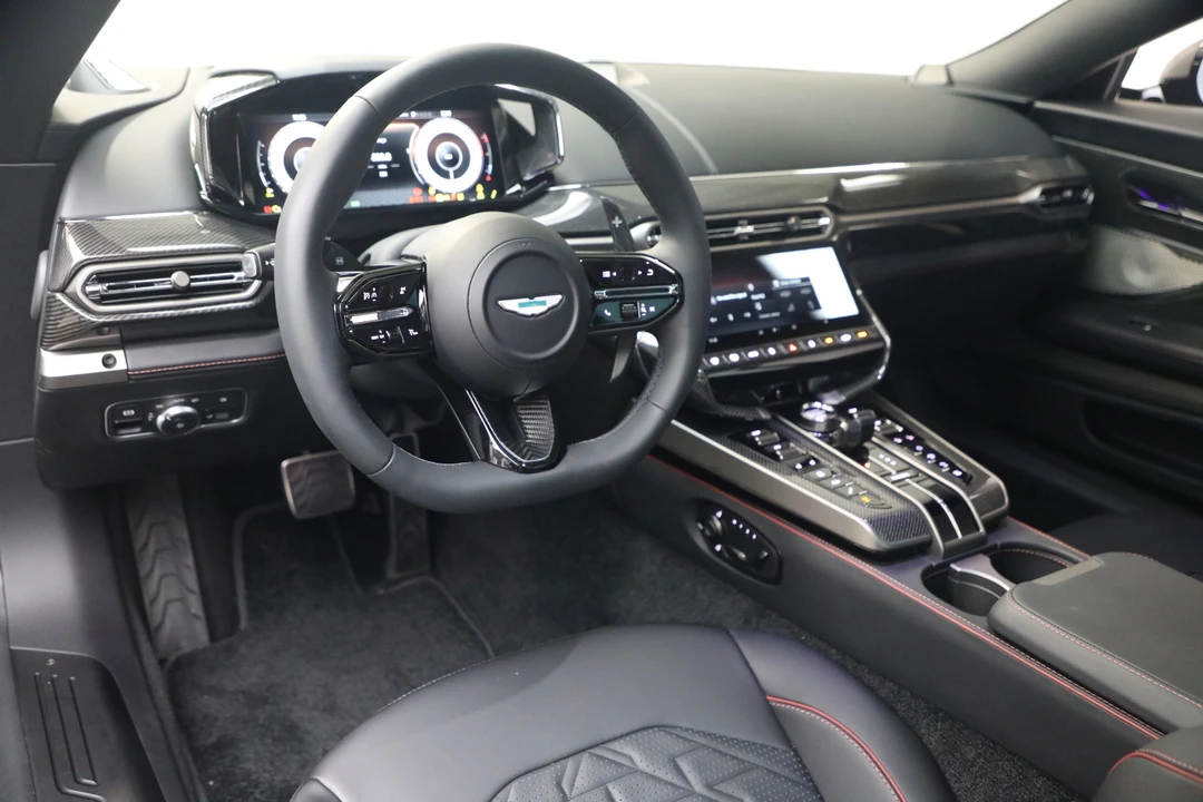 2026 Aston Martin Vanquish 3rd Gen - Image 17 of 29