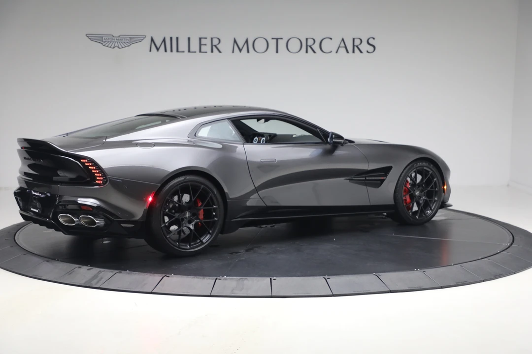 2026 Aston Martin Vanquish 3rd Gen - Image 9 of 29