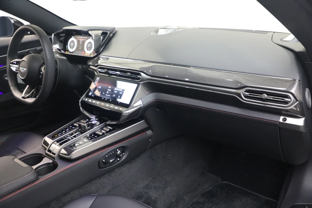 2026 Aston Martin Vanquish 3rd Gen - Image 18 of 29