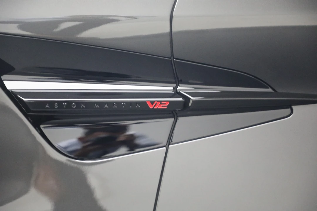 2026 Aston Martin Vanquish 3rd Gen - Image 27 of 29