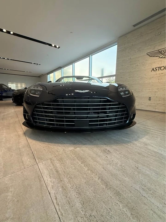 2026 Aston Martin Vanquish 3rd Gen - Image 3 of 20