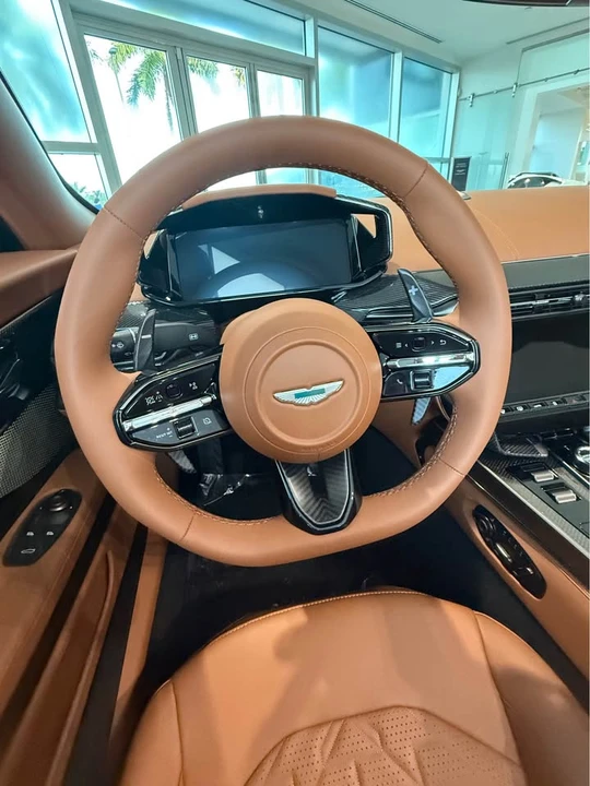 2026 Aston Martin Vanquish 3rd Gen - Image 12 of 20