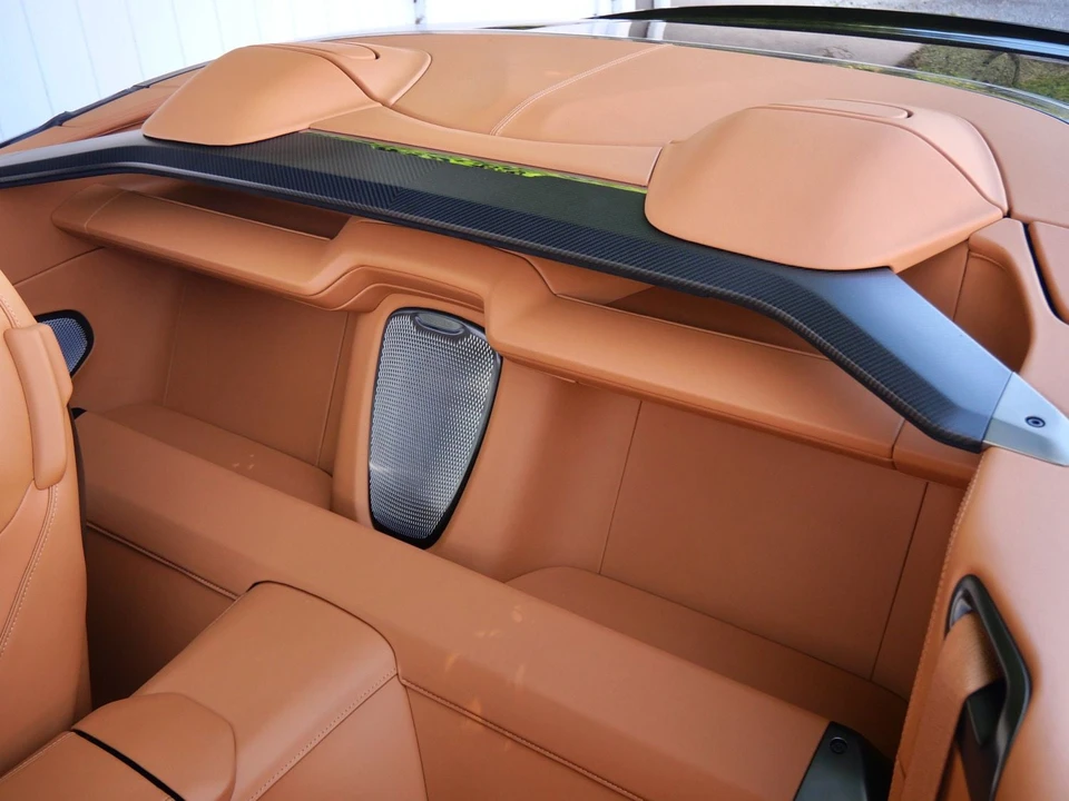 2026 Aston Martin Vanquish 3rd Gen - Image 27 of 31