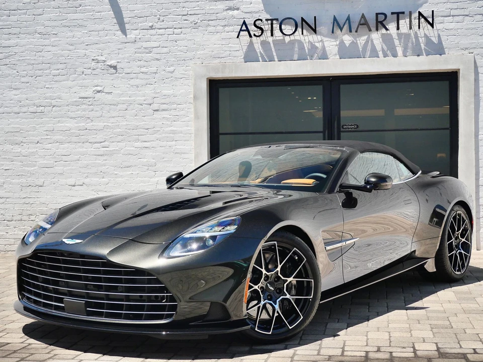 2026 Aston Martin Vanquish 3rd Gen - Image 14 of 31