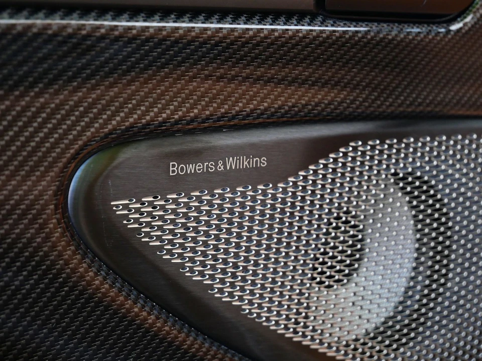 2026 Aston Martin Vanquish 3rd Gen - Image 25 of 31