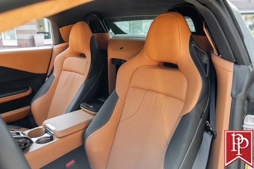 2026 Aston Martin V8 Vantage (2019+) - Image 9 of 21