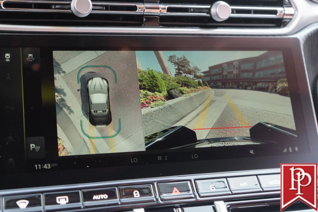2026 Aston Martin V8 Vantage (2019+) - Image 16 of 21