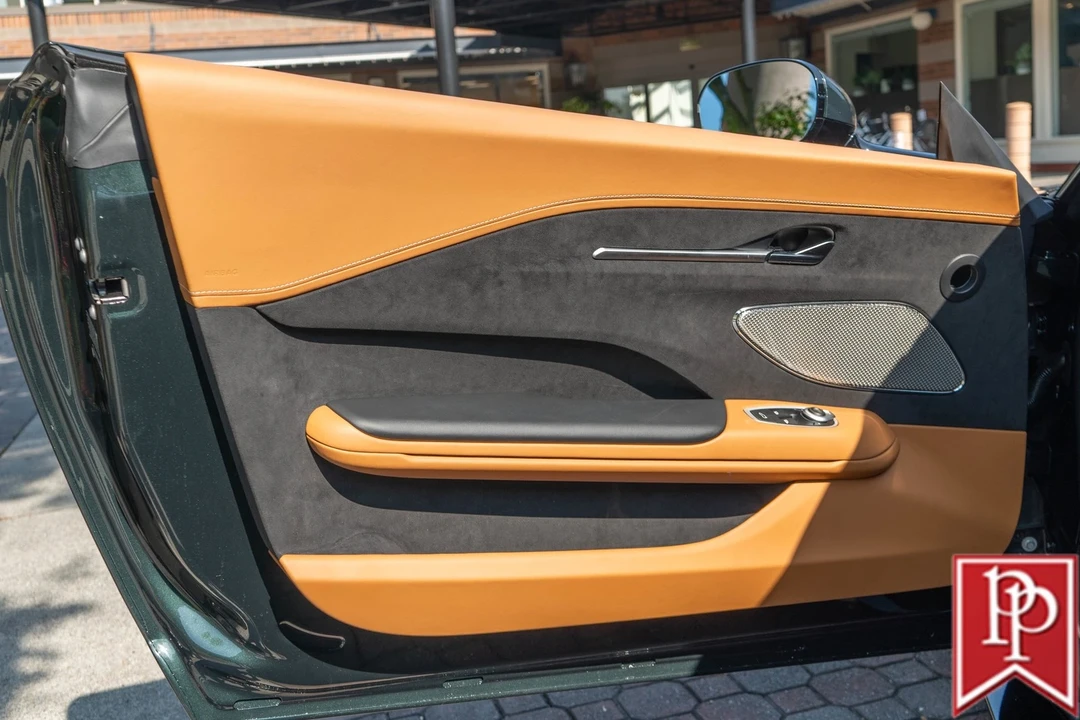 2026 Aston Martin V8 Vantage (2019+) - Image 10 of 21