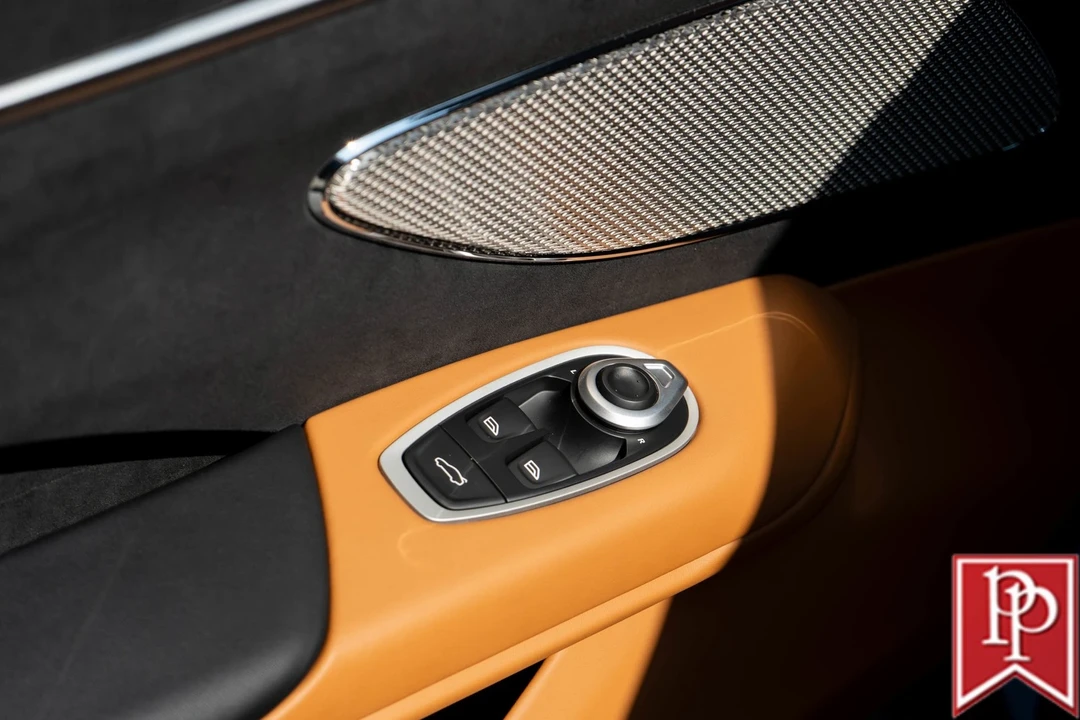 2026 Aston Martin V8 Vantage (2019+) - Image 11 of 21