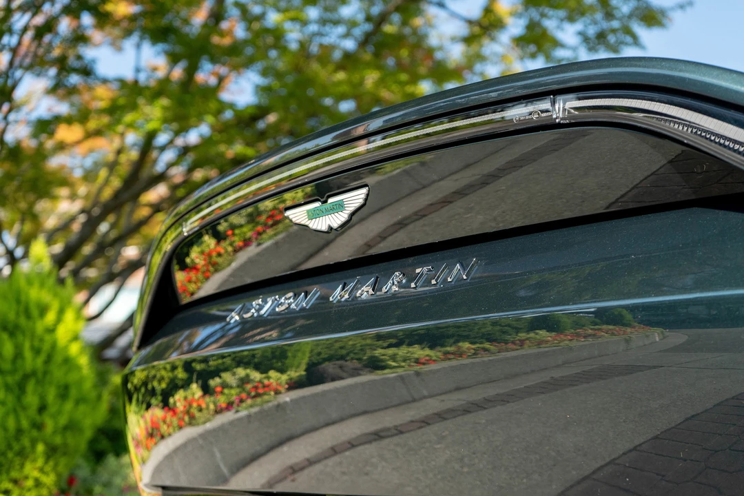 2026 Aston Martin V8 Vantage (2019+) - Image 6 of 21